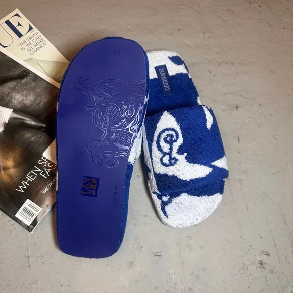 size 41 eu 8 us Burberry Snug Towelling Finish Slide Slippers Knight Blue